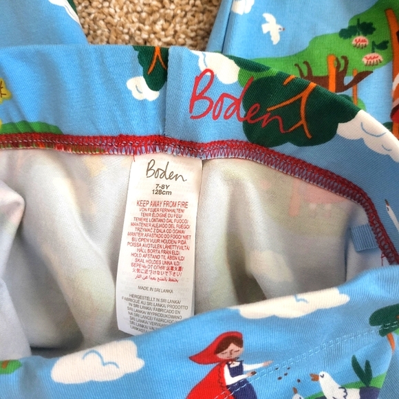 ♥️NWOT♥️ BODEN GIRLS LITTLE RED RIDING HOOD LEGGINGS - Picture 4 of 6